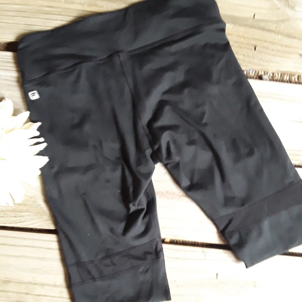 Vgw-Fabletics Zoey Black Mesh Compression Capri - image 5